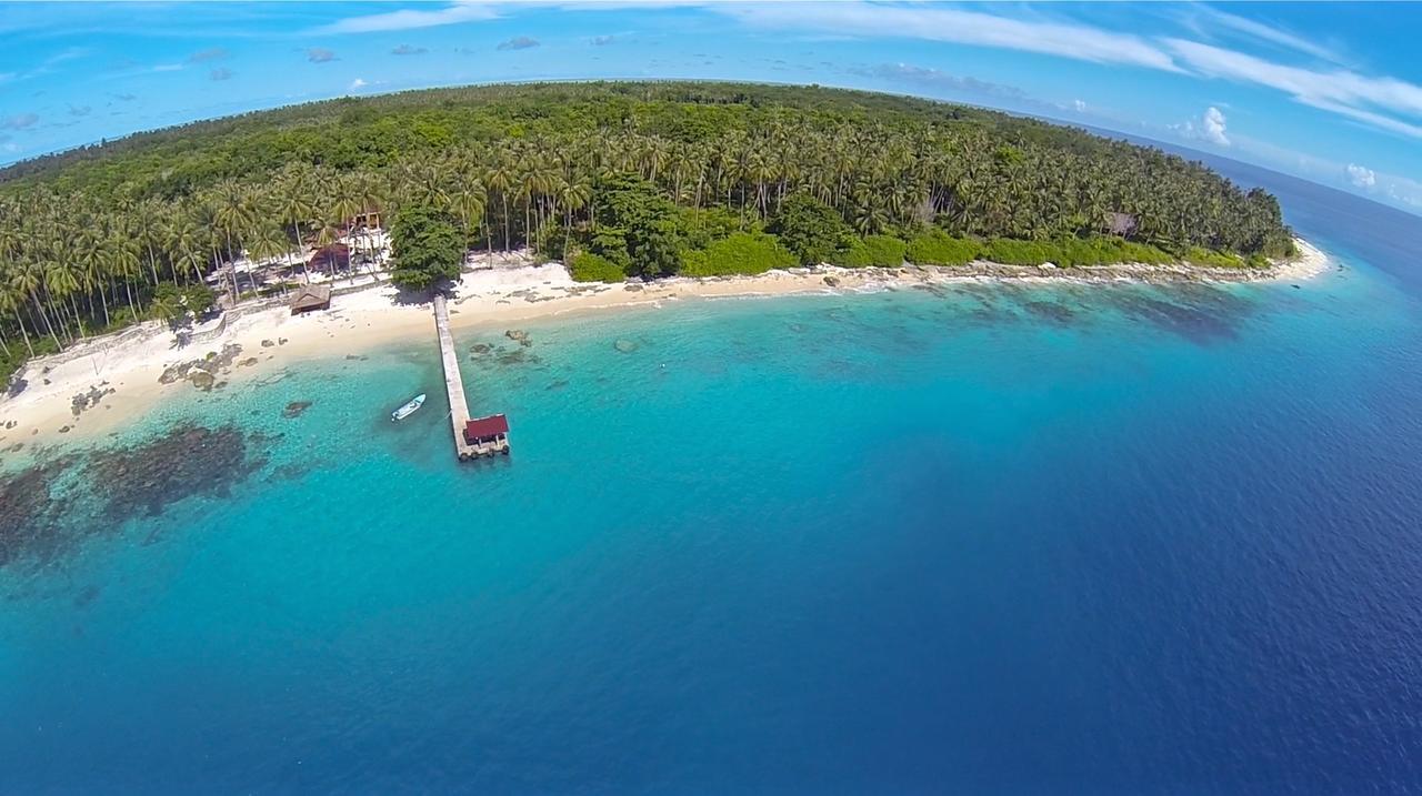 Puri Asu Resort Palau Asu Esterno foto